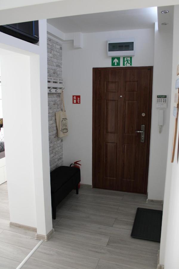 Izzy Apartament Apartment Miskolc Luaran gambar