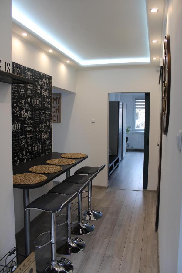Izzy Apartament Apartment Miskolc Luaran gambar