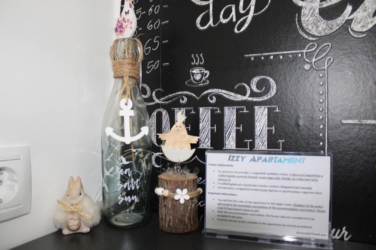 Izzy Apartament Apartment Miskolc Luaran gambar